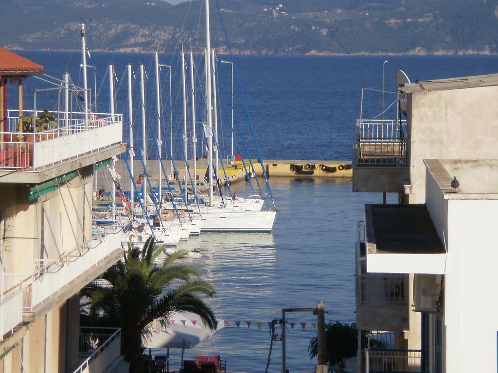 Πανσιόν Τζίνα Ξενοδοχείο Μέθανα Εξωτερικό φωτογραφία